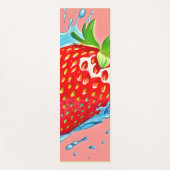 Fresh Strawberry Burst Yogamatte (Vorderseite)