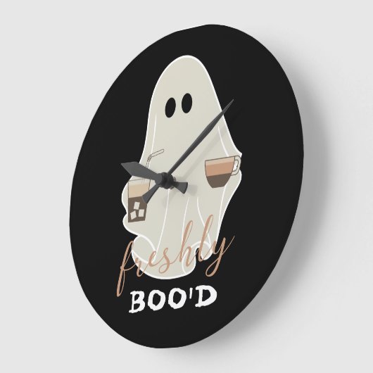 Freshly Boo'd | Halloween Niedlich Ghost | Schwarz Große Wanduhr (Winkel)