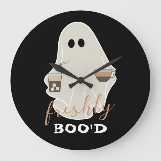 Freshly Boo'd | Halloween Niedlich Ghost | Schwarz Große Wanduhr (Vorderseite)