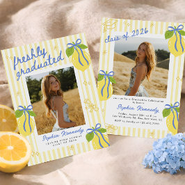 Freshly Graduated Lemon Blue Bow Graduation Einladung