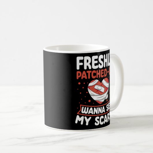 Freshly Patched-up Wanna sieht meine Narben Herz S Kaffeetasse (VorderseiteRechts)