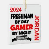 Freshman Lieben spielen Videospiele Keramikornament (Rechts)