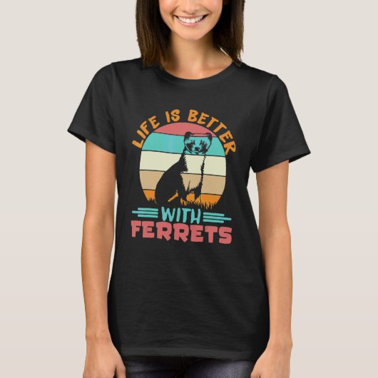 Frettchen mit Frettchen T-Shirt (Vorderseite)