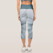 Freude Blume Abstrakt Blue Gray Fraktal Capri Leggings (Rückseite)