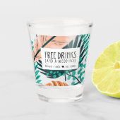 Freuen Sie sich auf sonnige Getränke und eine Gast Schnapsglas (Vorderseite)