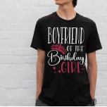 Freund der Geburtstagskameradschaft T-Shirt<br><div class="desc">Wenn Sie eine lustige und einzigartige Möglichkeit suchen, Ihre Unterstützung für Ihre Lieben an ihrem besonderen Tag zu zeigen, dann schauen Sie sich nur unsere personalisierten Geburtstagskameraden-Shirts an! Ob Sie mit Ihren nahen Freunden feiern oder nach einem Rowdy-Gruppen-Ausflug die Stücke abholen, diese Shirts werden jedem das Gefühl geben, Teil desselben...</div>
