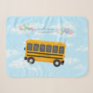 Freunde in einem Flying School Bus Custom 6 Foto Sherpadecke