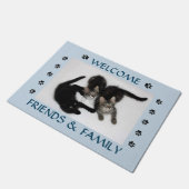 Freunde und Familien-Kätzchen-Fußmatte Fußmatte (Schrägansicht)