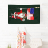 Freundlicher Weihnachtsmann mit US Flagge Banner (Insitu)