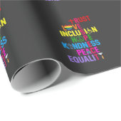 Freundlichkeit Frieden Gleichstellung Liebe Inklus Geschenkpapier (Rolleneckpunkt)