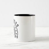 Freundlichkeit spielt eine Rolle Zweifarbige Tasse (Mittel)