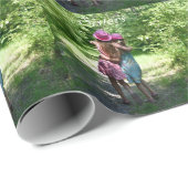 Freundschaft der Schwestern im rustikalen Frühling Geschenkpapier (Rolleneckpunkt)