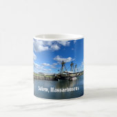 Freundschaft mit Salem Schiff in Salem Massachuset Kaffeetasse (Mittel)