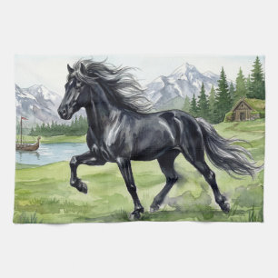 Freydis Black Horse in nordischer Landschaft Geschirrtuch