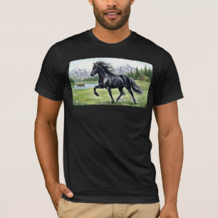 Freydis Black Horse in nordischer Landschaft T-Shirt