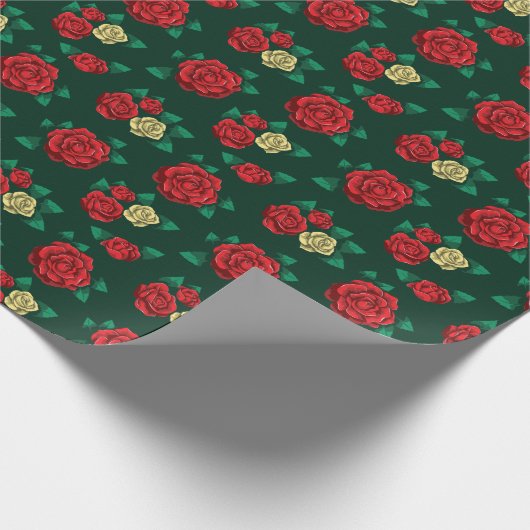 Frida Kahlo | Red and Gold Rose Pattern Geschenkpapier (Ecke)