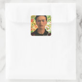 Frida Kahlo Reflejando Quadratischer Aufkleber (Tasche)