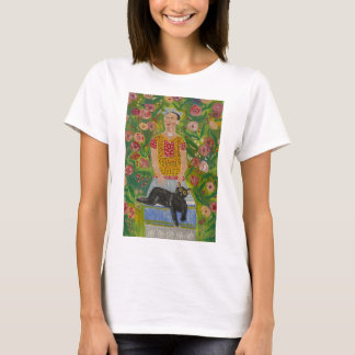 Frida Kahlo und ihre Schwarze Katze unter Rose T-Shirt