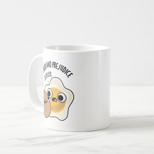 Fried and Prejudice Funny Egg Pun Kaffeetasse (Vorderseite Links)