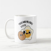 Fried and Prejudice Funny Egg Pun Kaffeetasse (Links)