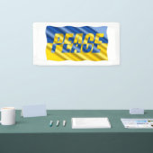 FRIEDEN für die Ukraine über ukrainische Flagge Ke Banner (Messe)