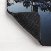 Frieden in dem See Mousepad (Ecke)