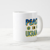 Frieden in der Ukraine Spezialität Jumbo-Tasse (Vorderseite Rechts)