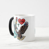 Frieden, Liebe, Adler Verwandlungstasse (Vorderseite Links)