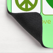 Frieden, Liebe und Kleeblätter Mousepad (Ecke)
