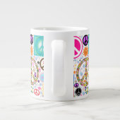 Frieden u. Paisley-Collage Jumbo-Tasse (Rückseite)