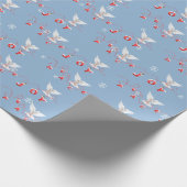 Frieden und Freude weiße Tauben mit Schneeflocken Geschenkpapier (Ecke)