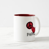 FriedensLiebe Pappou Zweifarbige Tasse (VorderseiteRechts)