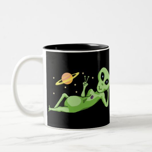 Friedensraum-Alien-Tasse Zweifarbige Tasse (Links)