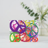 FRIEDENSSIGN COLLAGE POSTKARTE (Stehend Vorderseite)