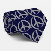 Friedenssymbol Krawatte (Gerollt)