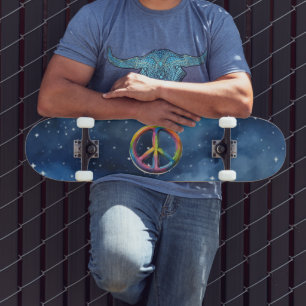 Friedenszeichen im Weltraum Skateboard