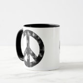 Friedenszeichen Schwarz erschüttert Tasse (Vorderseite Links)