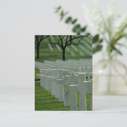 Friedhof des Zweiten Weltkriegs, Gedenktag Postkarte (Stehend Vorderseite)