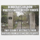 FRIEDHOF FENCES FLEECEDECKE (Vorderseite (Horizontal))