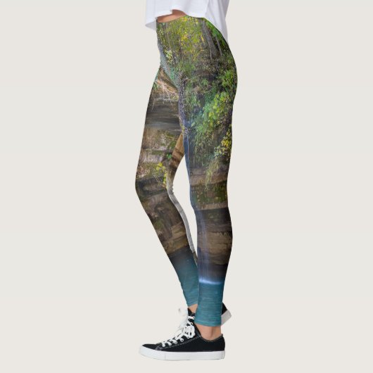 Friedlich an der Glory Hole Leggings (Links)