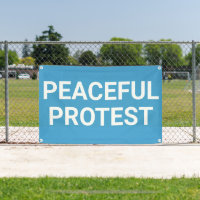 Friedlich Protestbanner