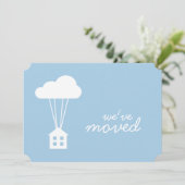 Friedliche Blaue Haus & Cloud Einweihungseinladung Einladung (Stehend Vorderseite)