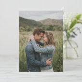 Friedliche grüne romantische Fotografie Einladung (Stehend Vorderseite)