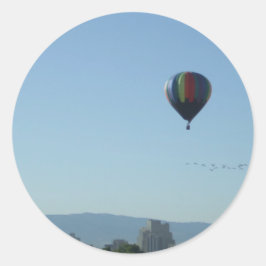 Friedliche Reno-Szene Runder Aufkleber