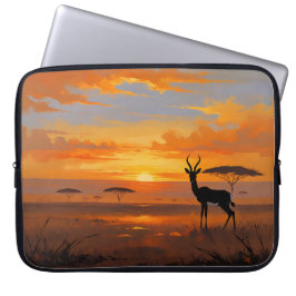 Friedliche Savannen-Sonnenuntergang – Wildtier-Lan Laptopschutzhülle