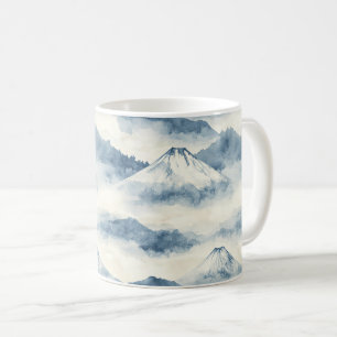 Friedliche schneebedeckte Berge - Blau und Weiß Kaffeetasse