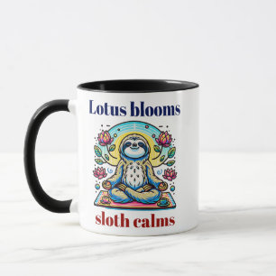 Friedliche Sloth Meditation mit Lotus-Blume Tasse