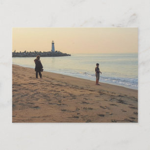 Friedliche Strand bei Sonnenaufgang Familien Erinn Postkarte