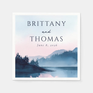 Friedliche Wasserfarbenlandschaft in Pastellfarben Serviette