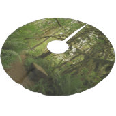 Friedlicher grüner Waldweg in Washington Polyester Weihnachtsbaumdecke (Schrägansicht)